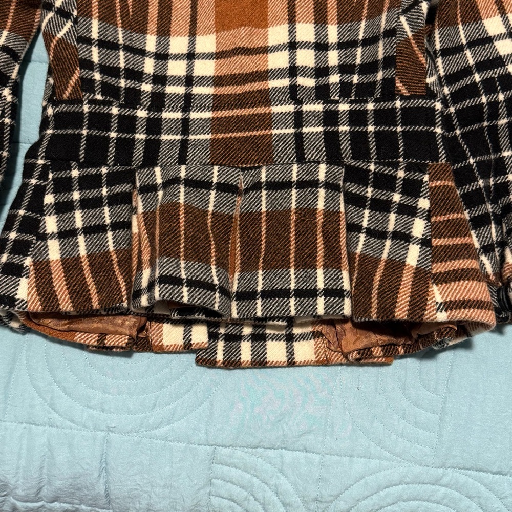 L.A.M.B. Wool Y2K Blazer. Vintage Fall 2007 collection. - Picture 9 of 16